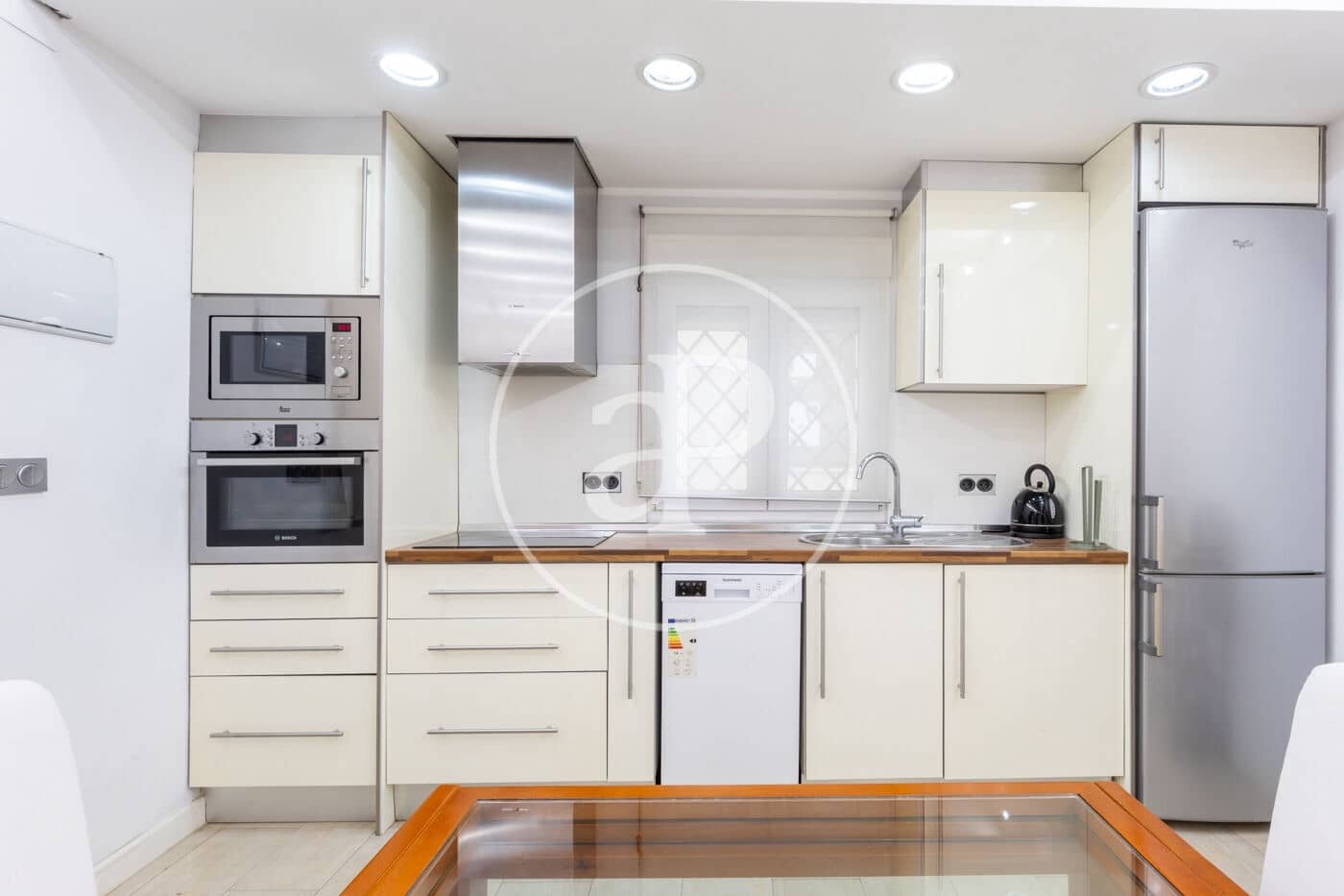 2 soveværelse Lejlighed til leje i Valencia by - € 1.700 (Ref: 9470466)