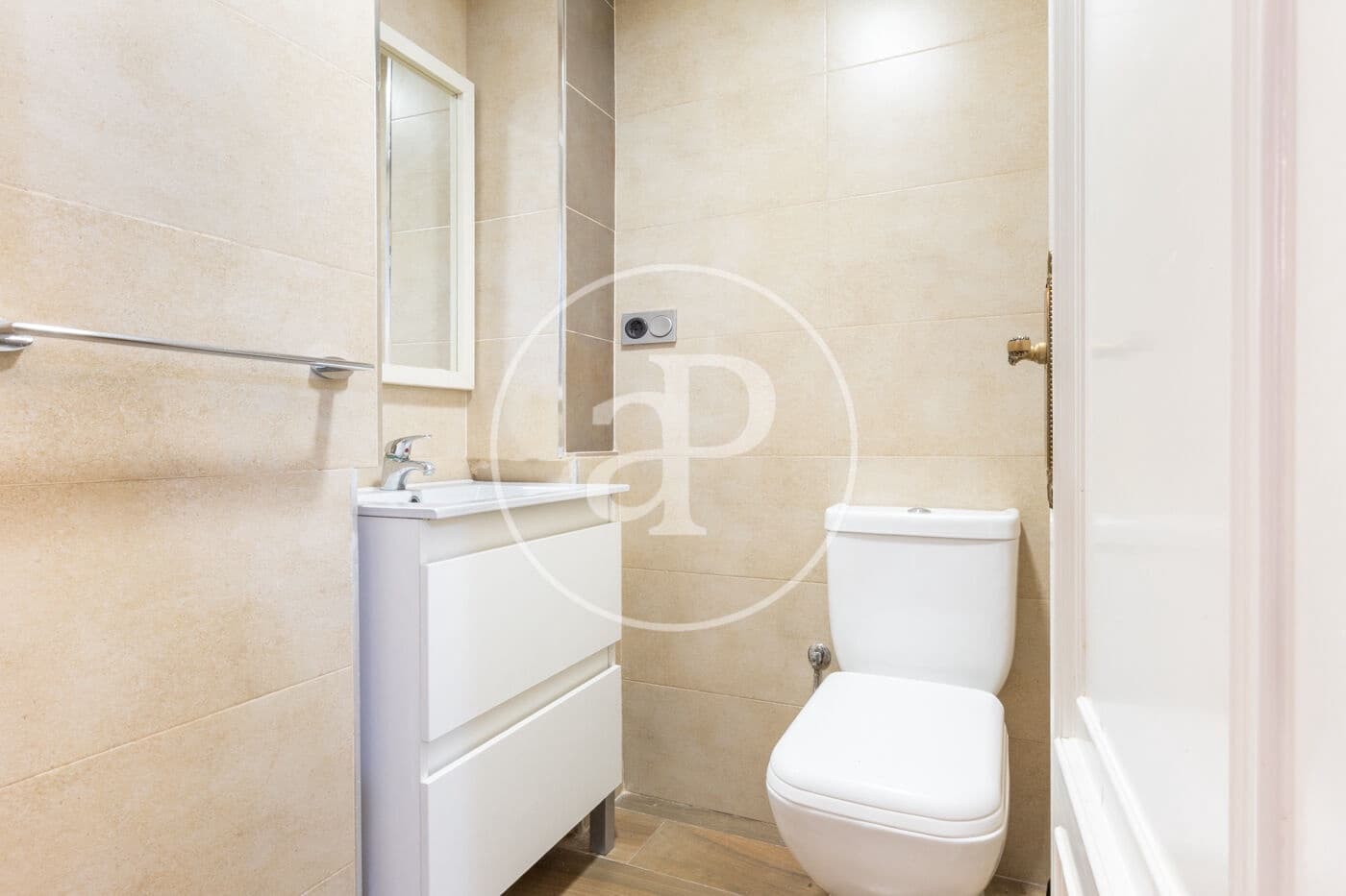 2 soveværelse Lejlighed til leje i Valencia by - € 1.700 (Ref: 9470466)