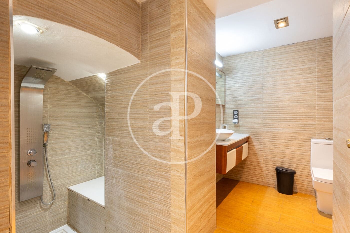 2 soveværelse Lejlighed til leje i Valencia by - € 1.700 (Ref: 9470466)