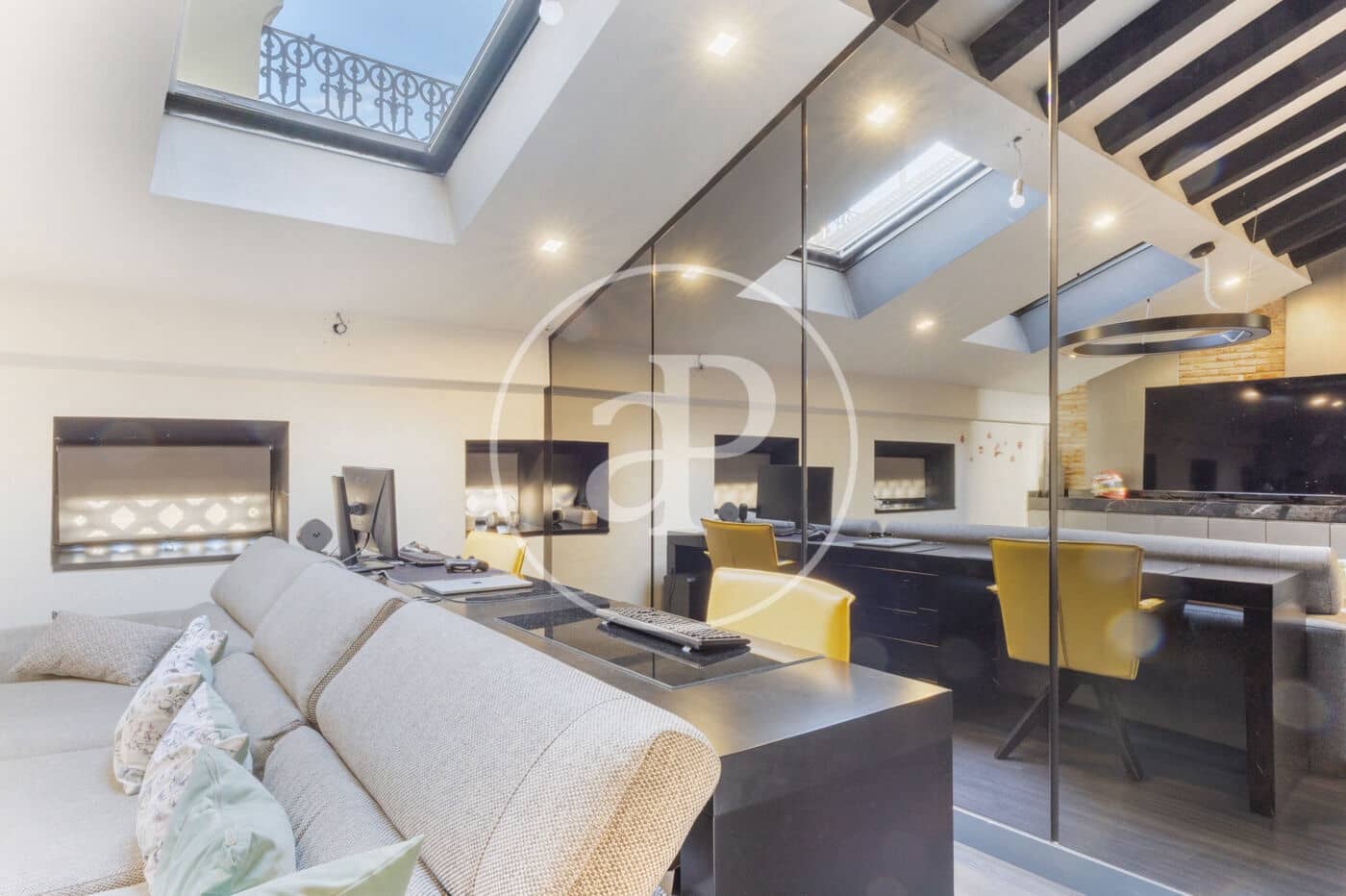 2 Zimmer Penthouse zu verkaufen in Valencia Stadt - 670.000 € (Ref: 9470467)