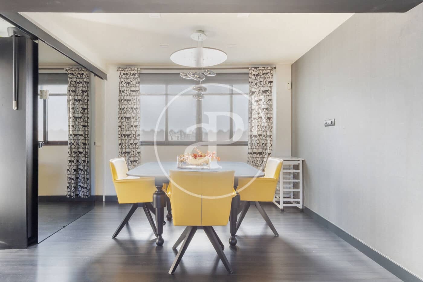 2 Zimmer Penthouse zu verkaufen in Valencia Stadt - 670.000 € (Ref: 9470467)