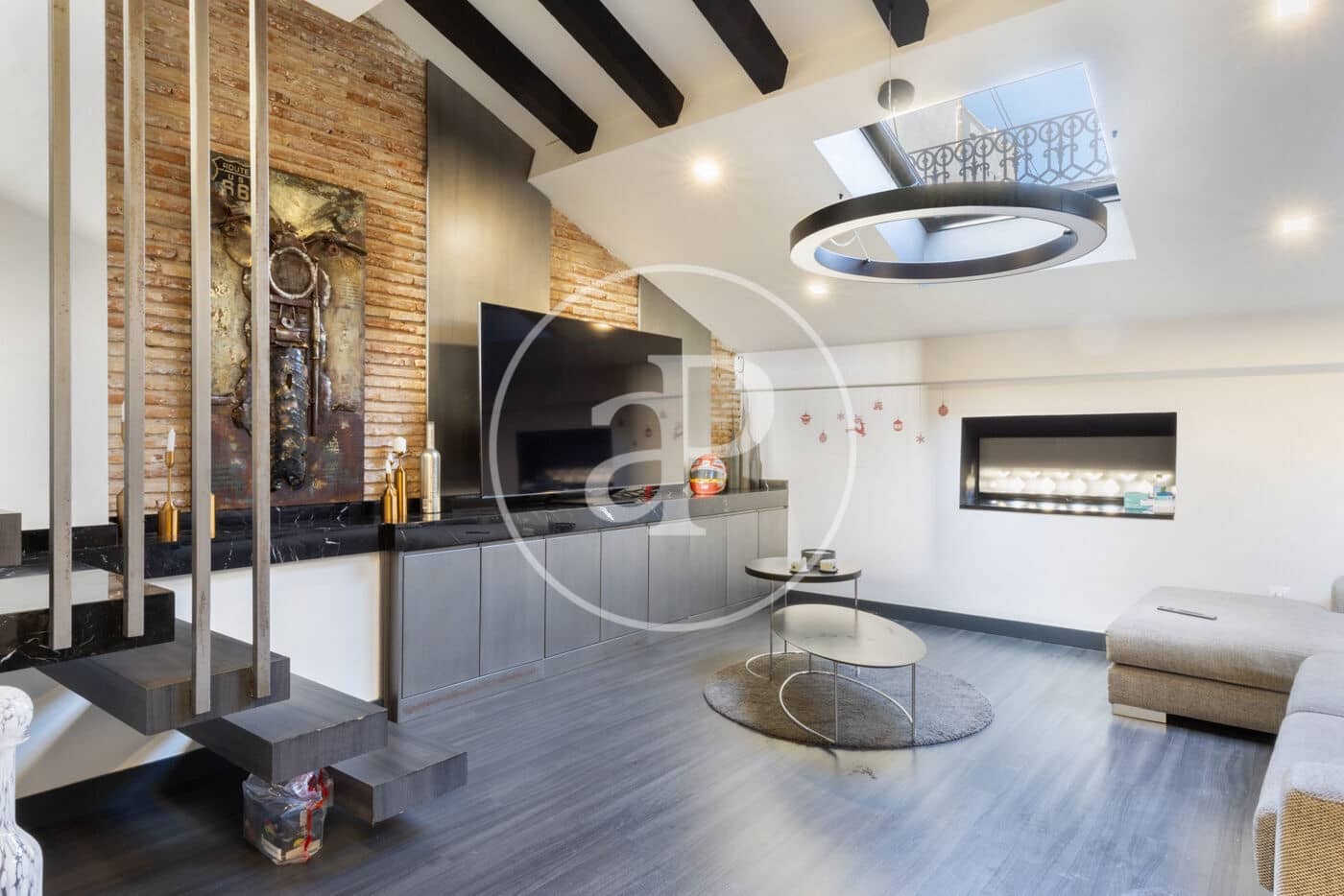 2 Zimmer Penthouse zu verkaufen in Valencia Stadt - 670.000 € (Ref: 9470467)