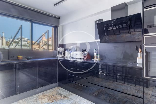 2 soveværelse Penthouse til salg i Sant Francesc, Valencia by - € 670.000 (Ref: 9470467)