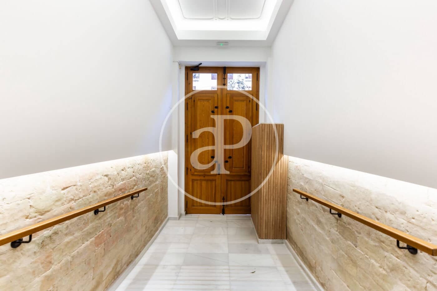 1 bedroom Apartment for rent in Valencia city - € 1,250 (Ref: 9473039)