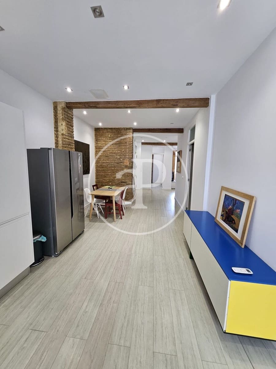 2 soverom Leilighet til leie i Valencia by - € 1 500 (Ref: 9473040)