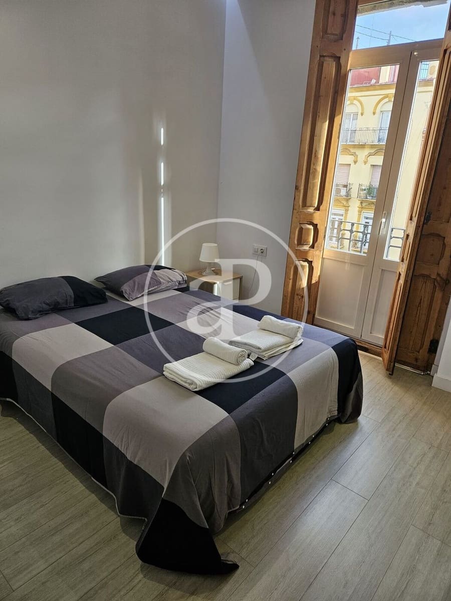 2 soverom Leilighet til leie i Valencia by - € 1 500 (Ref: 9473040)
