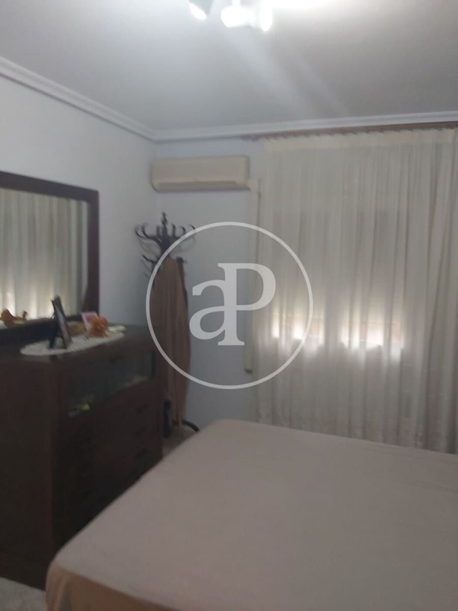 5 soveværelse Villa til salg i Alicante by - € 315.000 (Ref: 9474257)