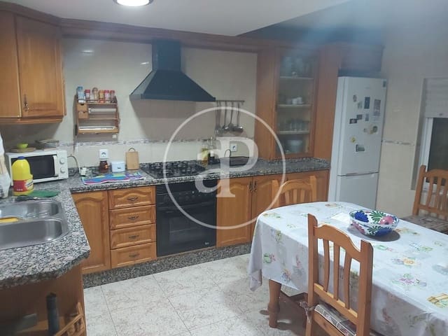 5 soveværelse Villa til salg i Florida Baja, Alicante by - € 315.000 (Ref: 9474257)