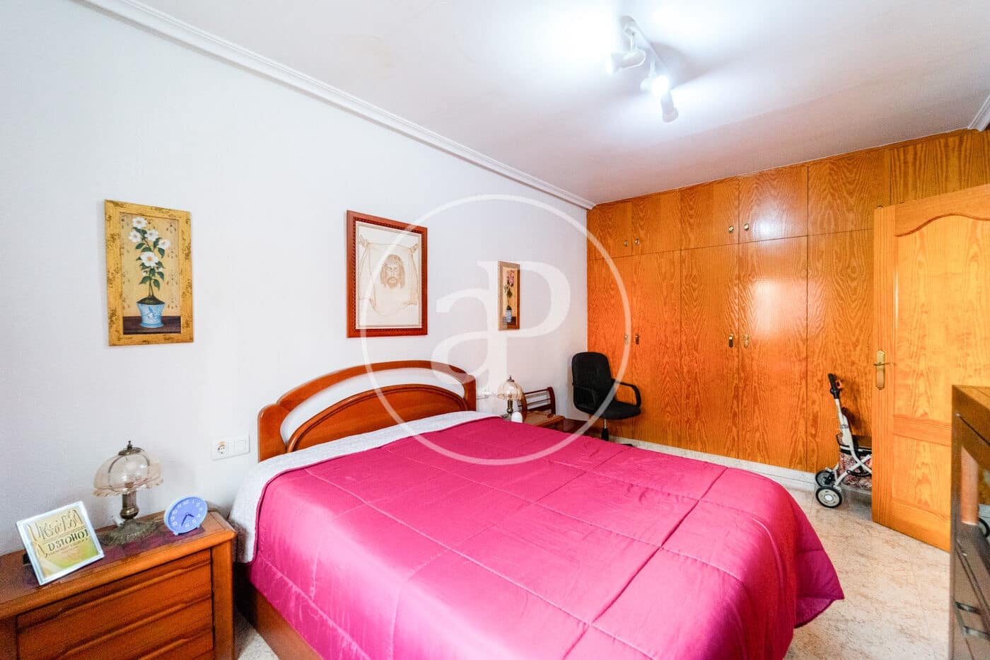 5 bedroom Villa for sale in Alicante / Alacant city - € 315,000 (Ref: 9474257)