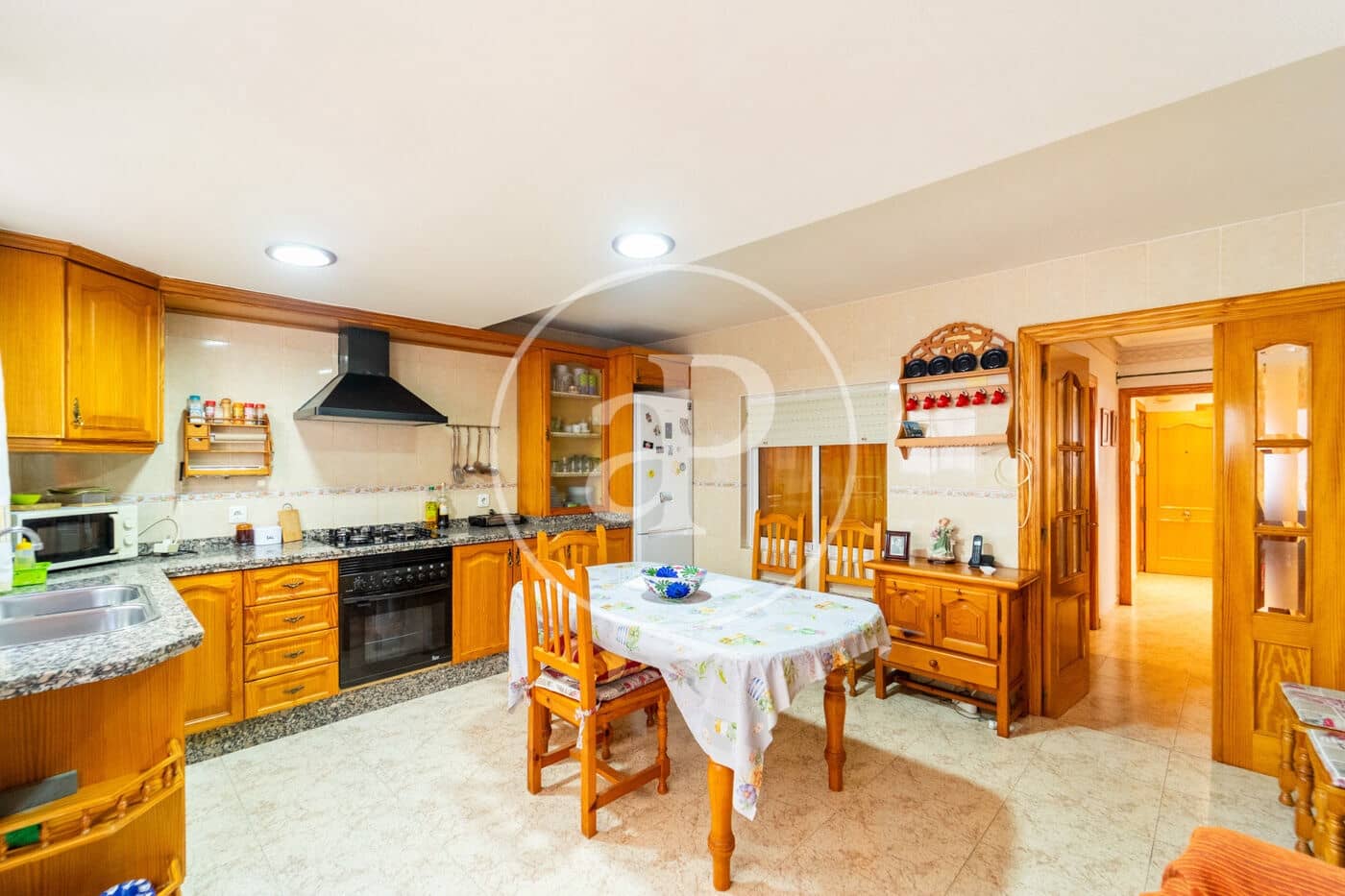 5 bedroom Villa for sale in Alicante / Alacant city - € 315,000 (Ref: 9474257)