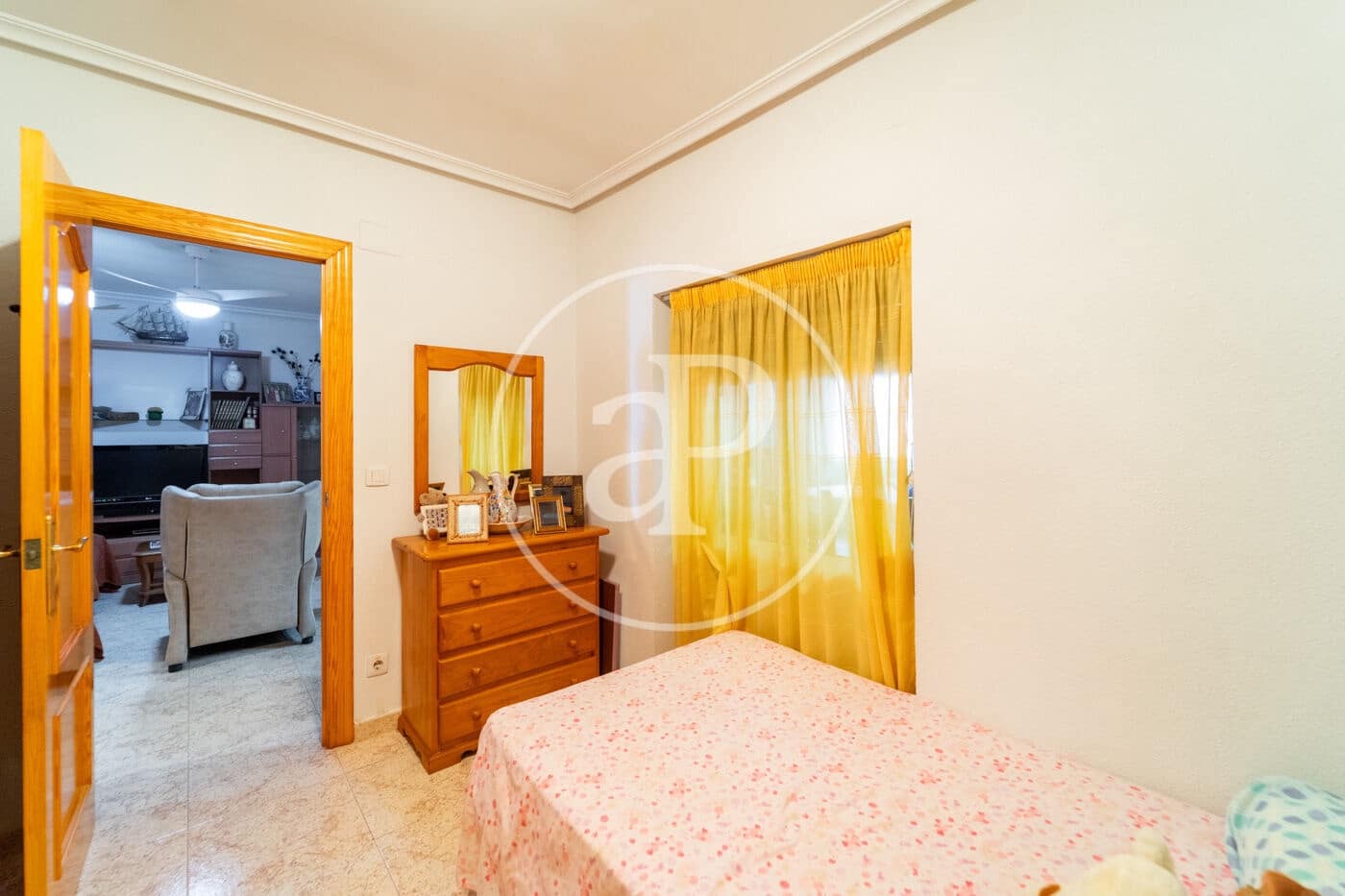 5 bedroom Villa for sale in Alicante / Alacant city - € 315,000 (Ref: 9474257)