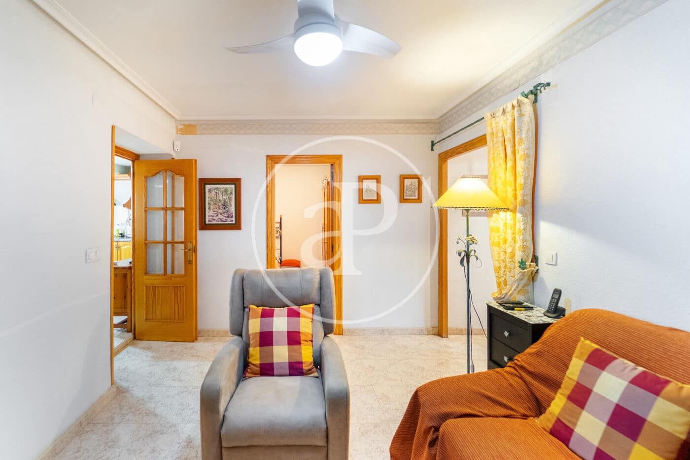 5 bedroom Villa for sale in Alicante / Alacant city - € 315,000 (Ref: 9474257)