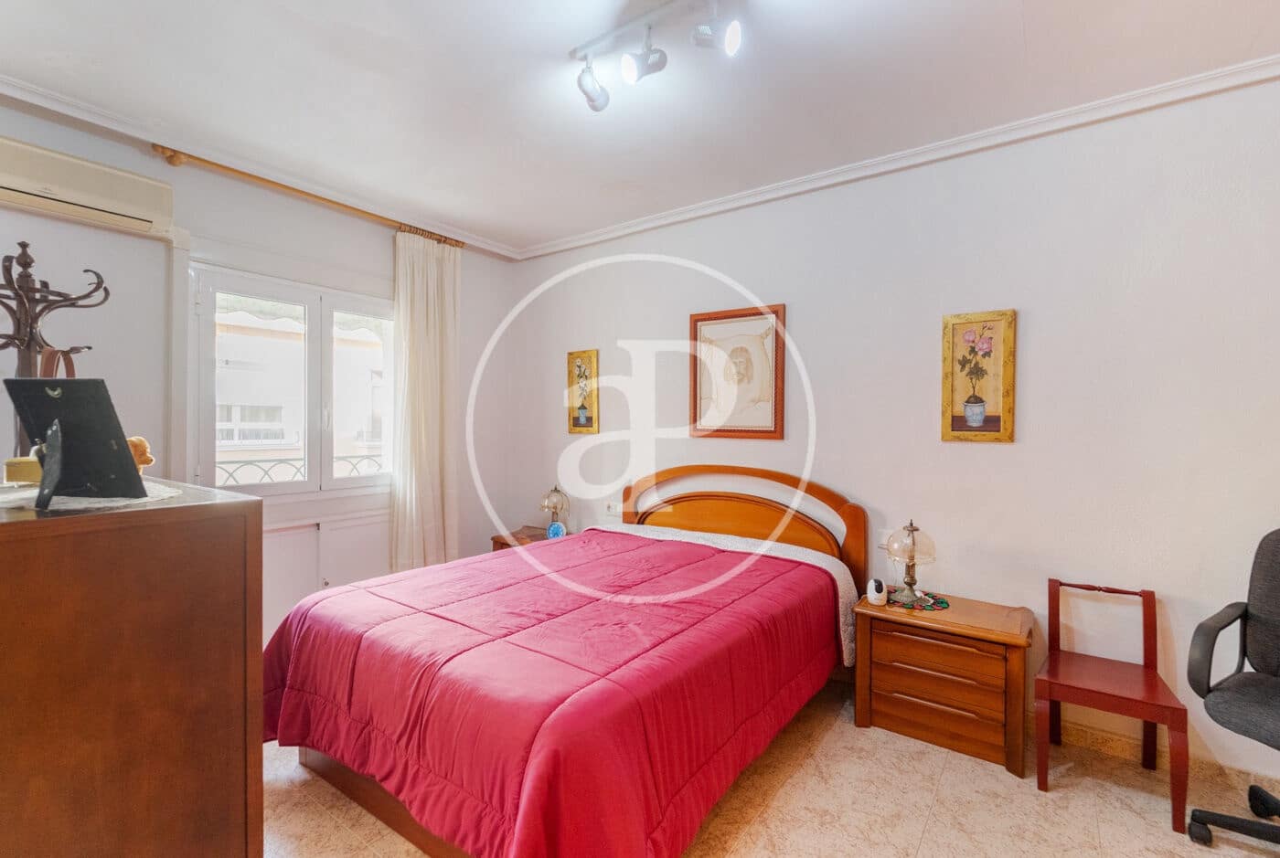 5 bedroom Villa for sale in Alicante / Alacant city - € 315,000 (Ref: 9474257)