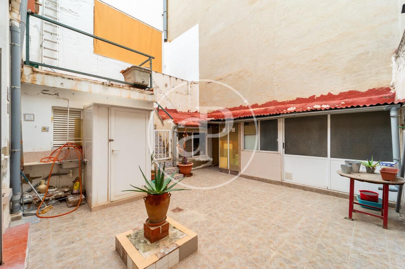 5 bedroom Villa for sale in Alicante / Alacant city - € 315,000 (Ref: 9474257)