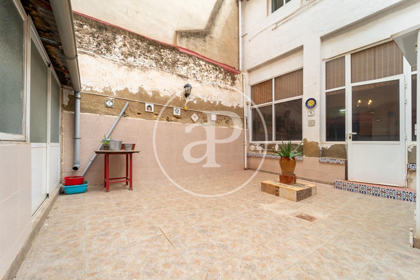 5 bedroom Villa for sale in Alicante / Alacant city - € 315,000 (Ref: 9474257)