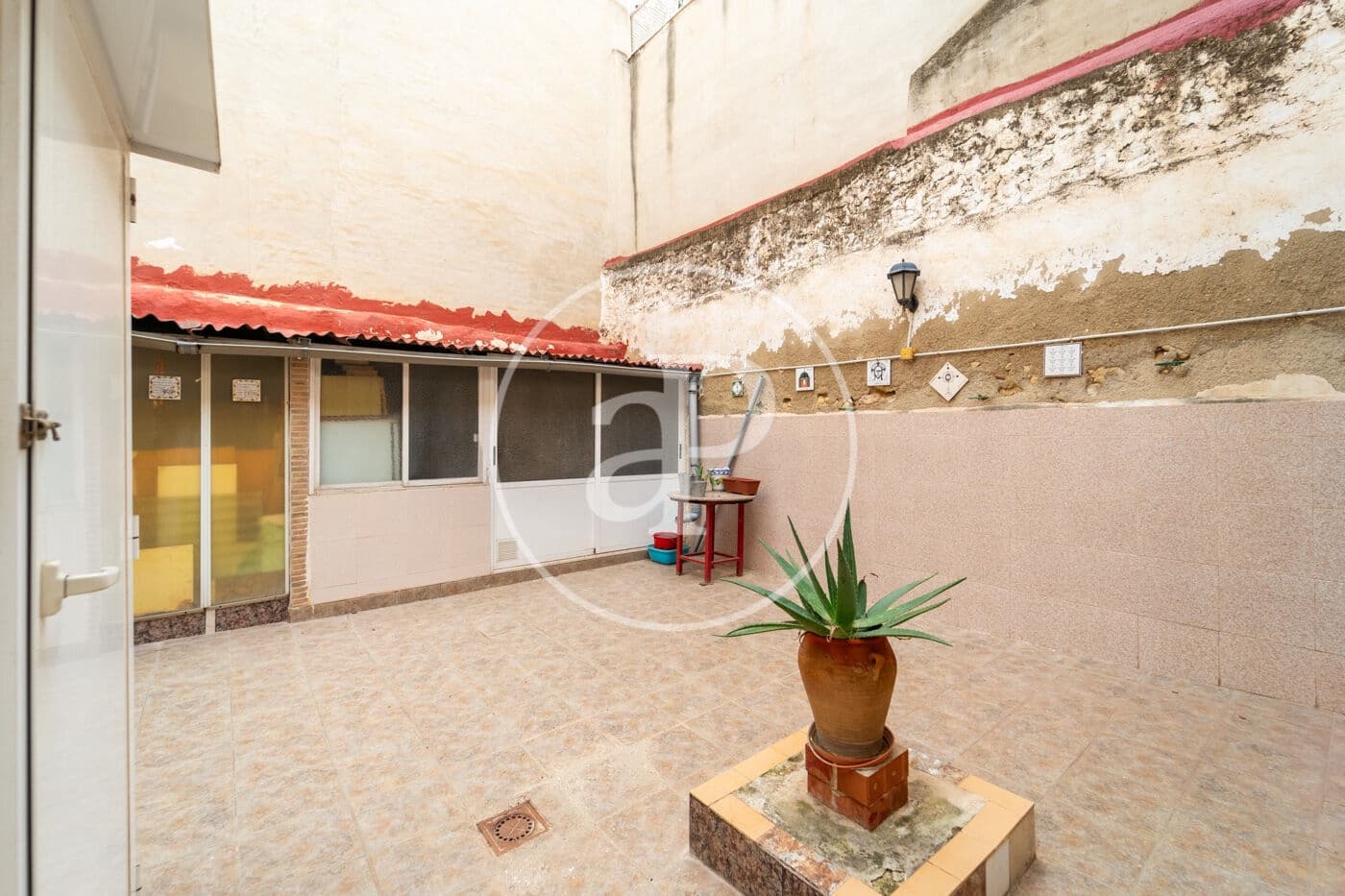 5 bedroom Villa for sale in Alicante / Alacant city - € 315,000 (Ref: 9474257)