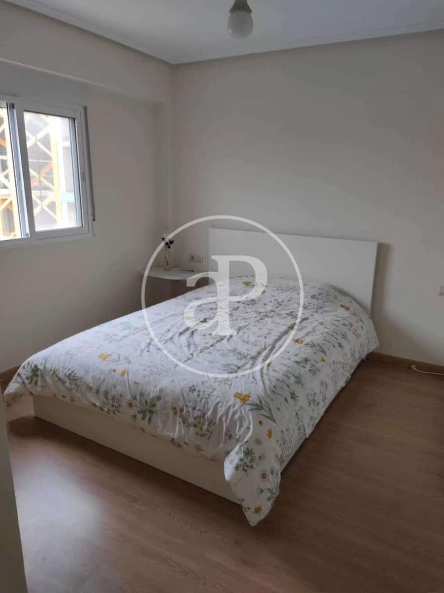 4 Zimmer Apartment zu vermieten in Benimamet - 1.100 € (Ref: 9474258)