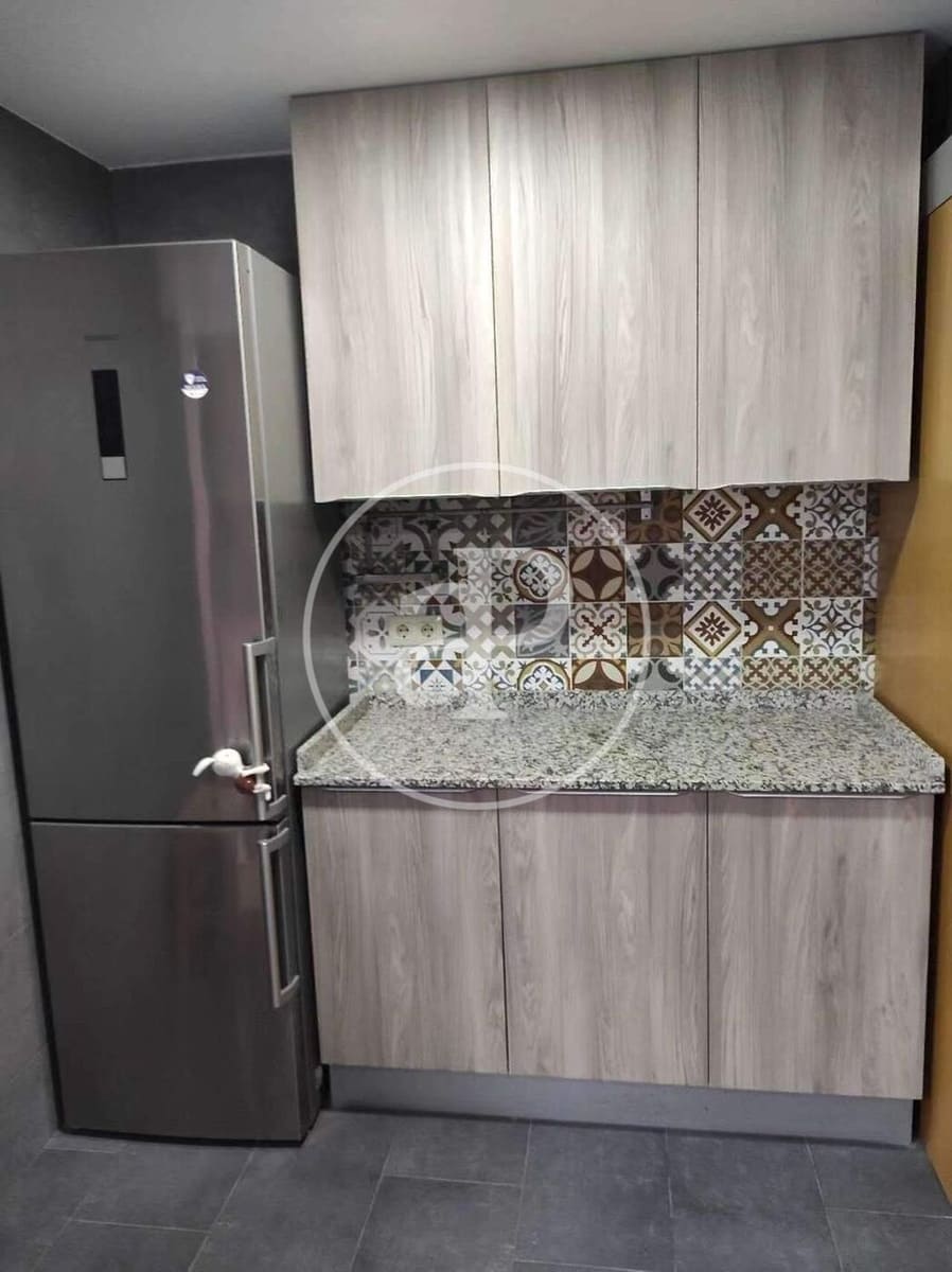 4 Zimmer Apartment zu vermieten in Benimamet - 1.100 € (Ref: 9474258)