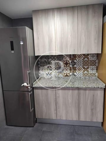 4 soveværelse Lejlighed til leje i Benimamet, Valencia by - € 1.100 (Ref: 9474258)