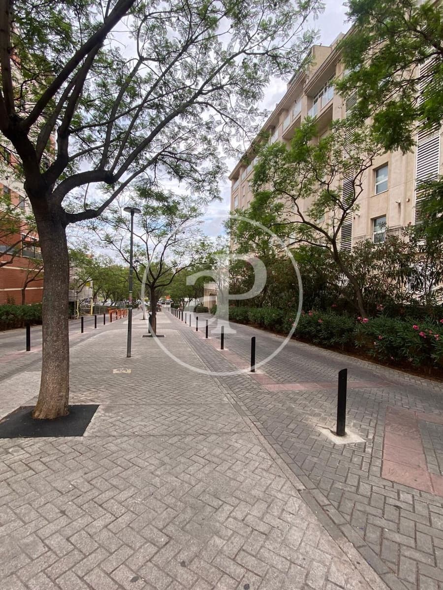 2 bedroom Apartment for sale in Paterna with pool - € 375,000 (Ref: 9476197)