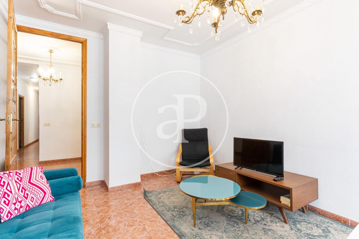 Apartamento de 5 habitaciones en València ciudad en alquiler - 1.900 € (Ref: 9482099)