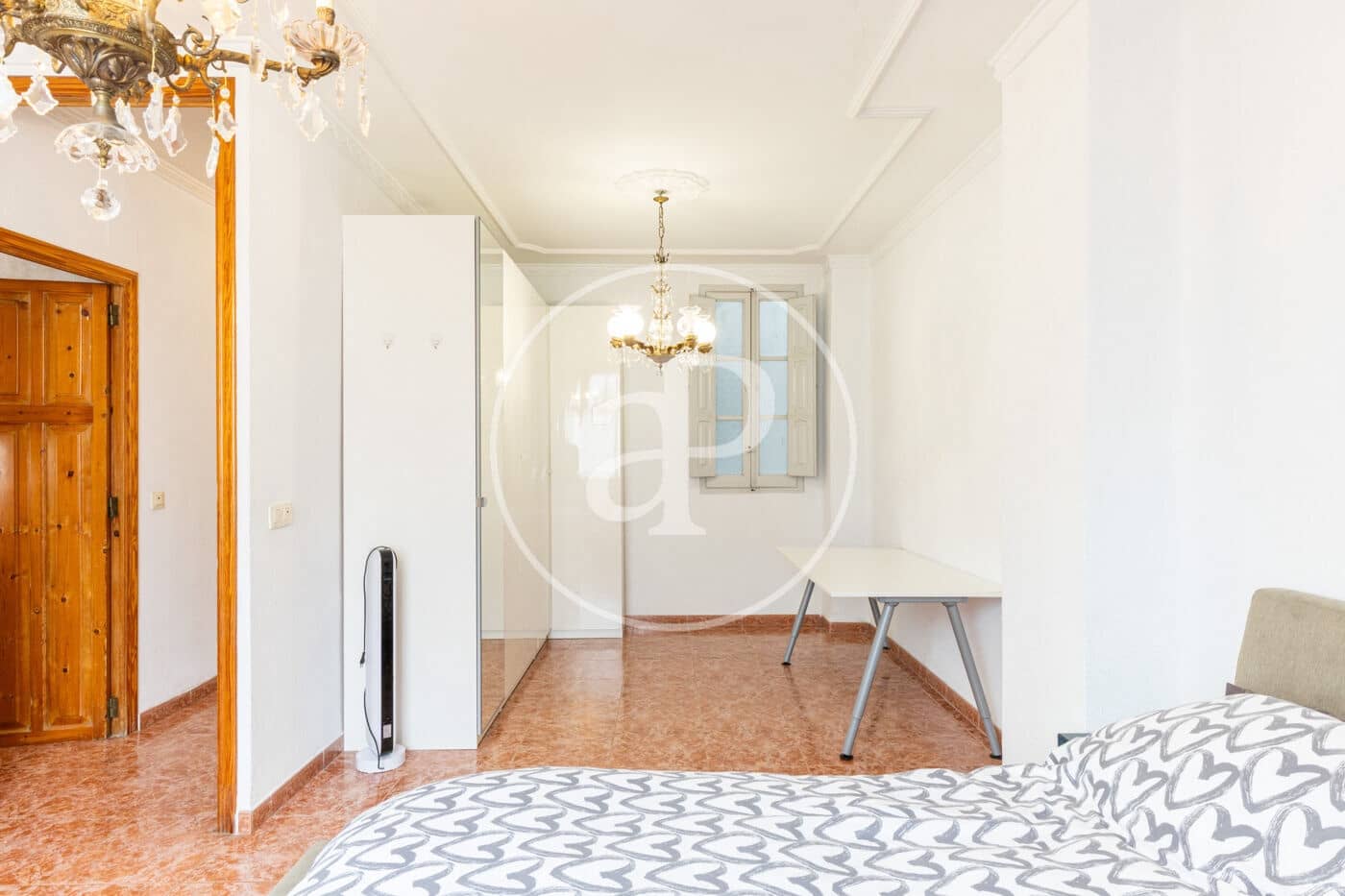 Apartamento de 5 habitaciones en València ciudad en alquiler - 1.900 € (Ref: 9482099)