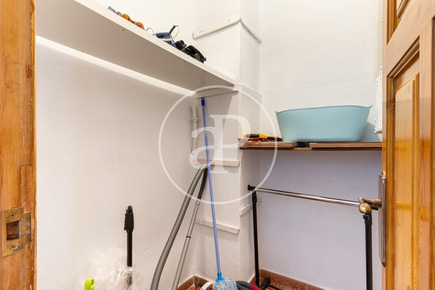 Apartamento de 5 habitaciones en València ciudad en alquiler - 1.900 € (Ref: 9482099)