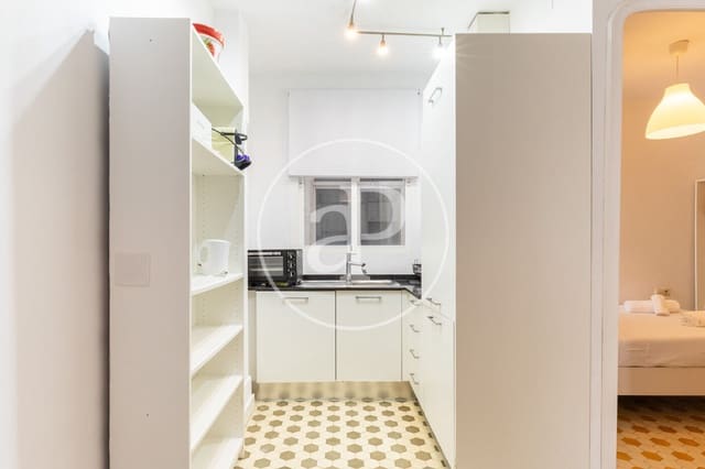 2 bedroom Apartment for rent in La Petxina, Valencia city - € 1,350 (Ref: 9482100)