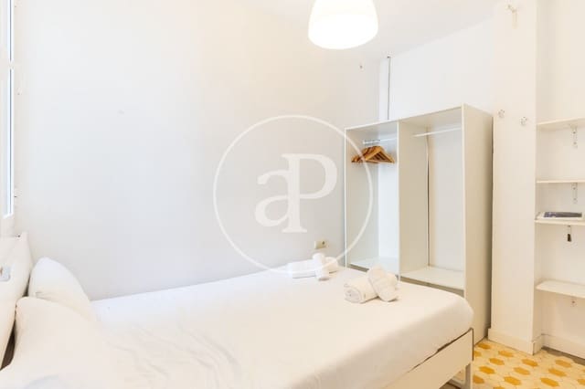 2 bedroom Apartment for rent in La Petxina, Valencia city - € 1,350 (Ref: 9482100)