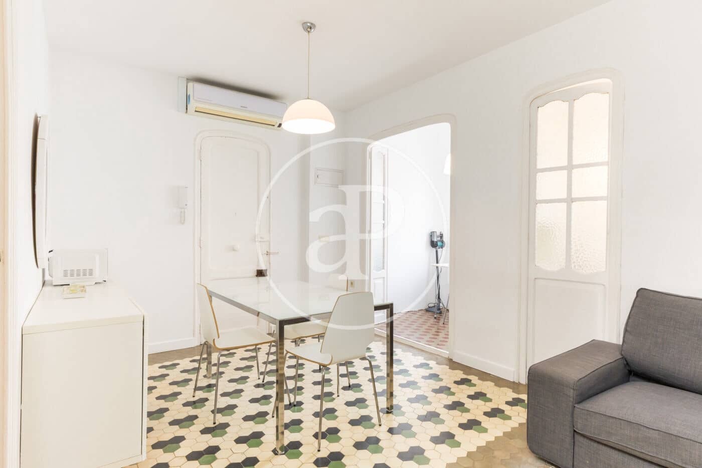 2 bedroom Apartment for rent in Valencia city - € 1,350 (Ref: 9482100)