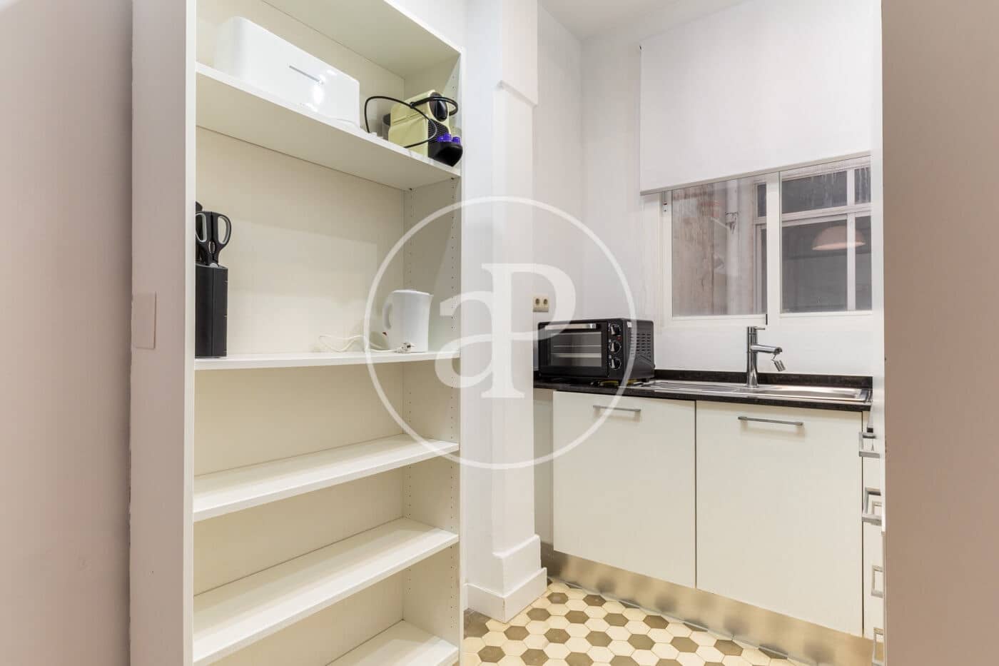 2 bedroom Apartment for rent in Valencia city - € 1,350 (Ref: 9482100)