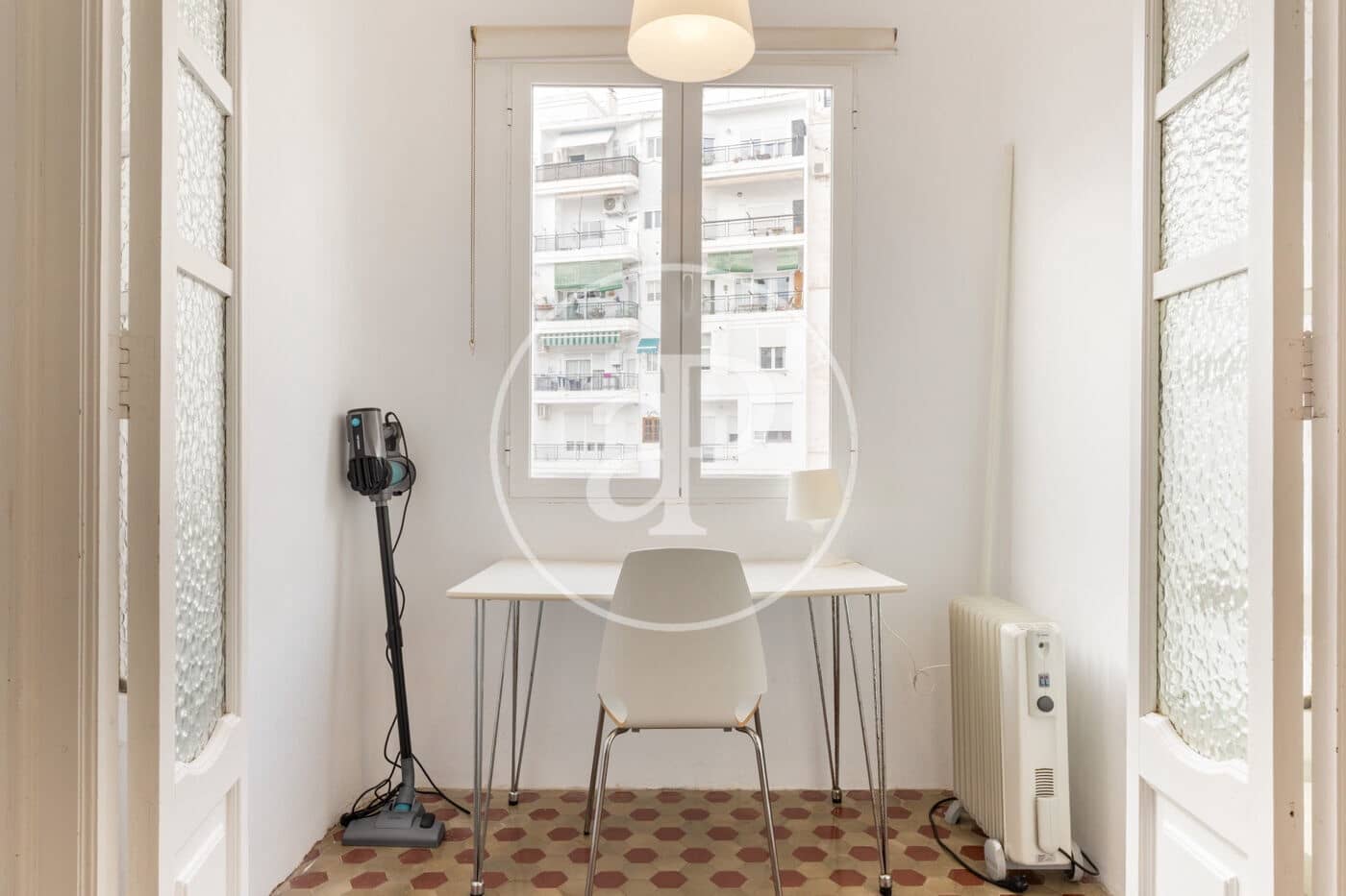 2 bedroom Apartment for rent in Valencia city - € 1,350 (Ref: 9482100)