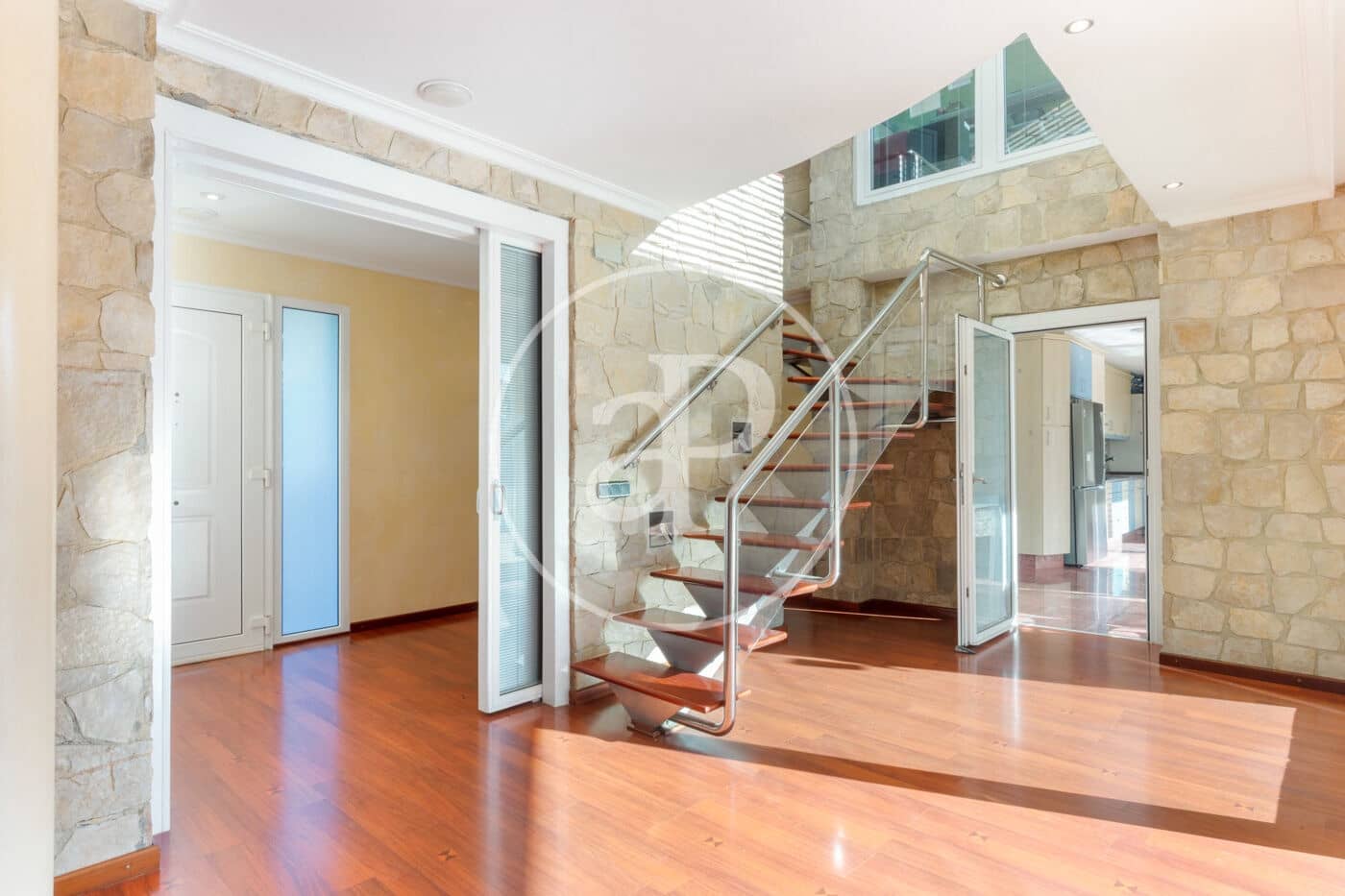 5 sypialnia Willa na sprzedaż w Serra z basenem - 790 000 € (Ref: 9483543)