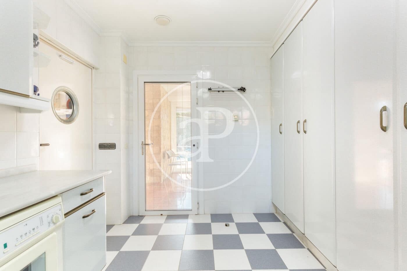 5 sypialnia Willa na sprzedaż w Serra z basenem - 790 000 € (Ref: 9483543)