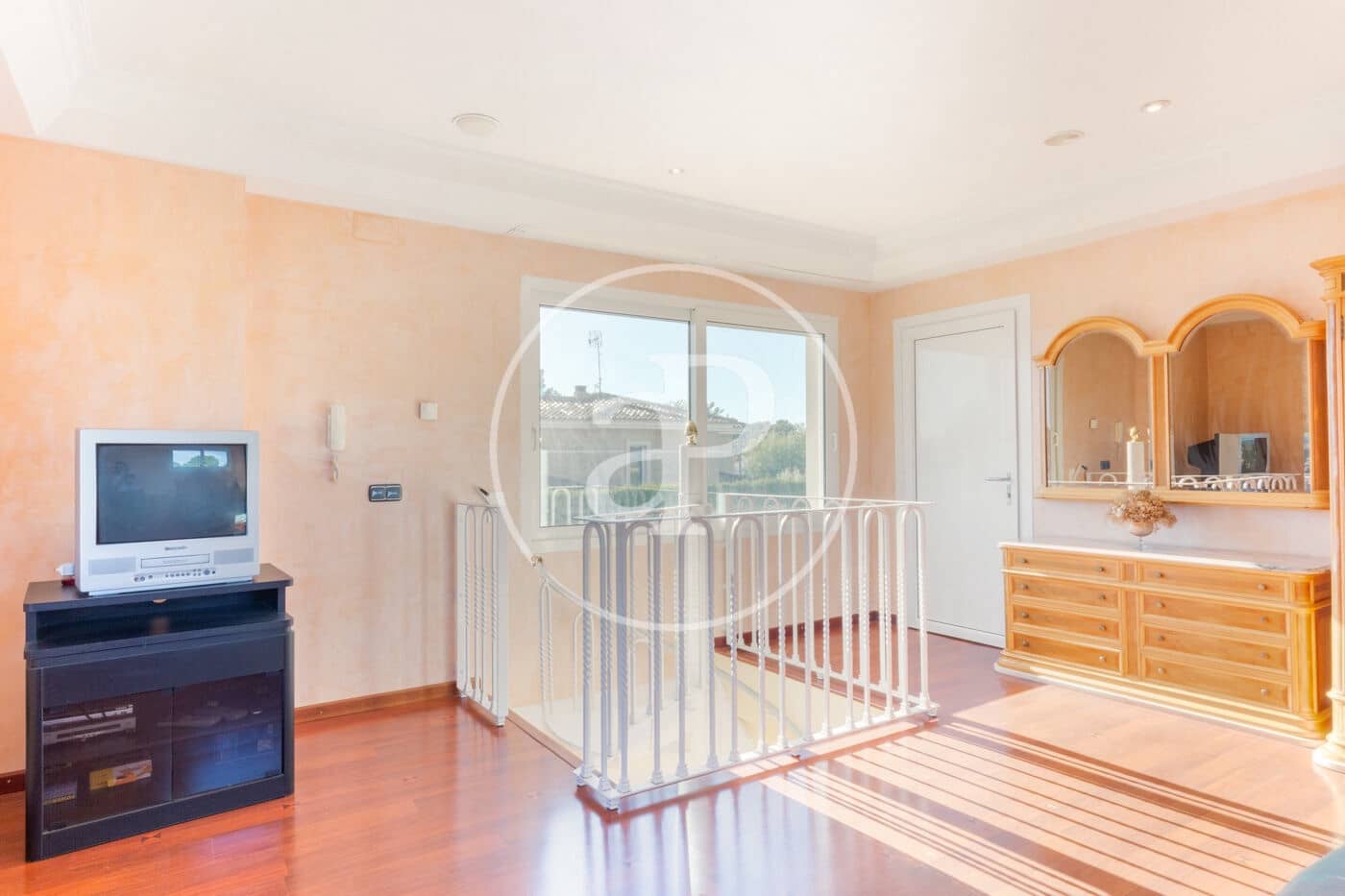 5 sypialnia Willa na sprzedaż w Serra z basenem - 790 000 € (Ref: 9483543)