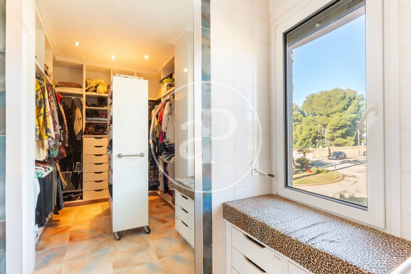 5 sypialnia Willa na sprzedaż w Serra z basenem - 790 000 € (Ref: 9483543)