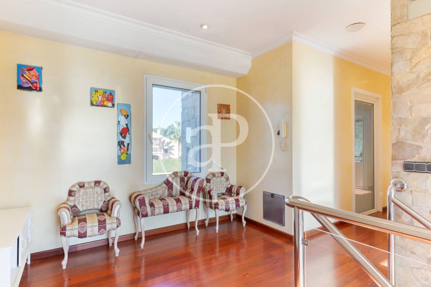 5 sypialnia Willa na sprzedaż w Serra z basenem - 790 000 € (Ref: 9483543)