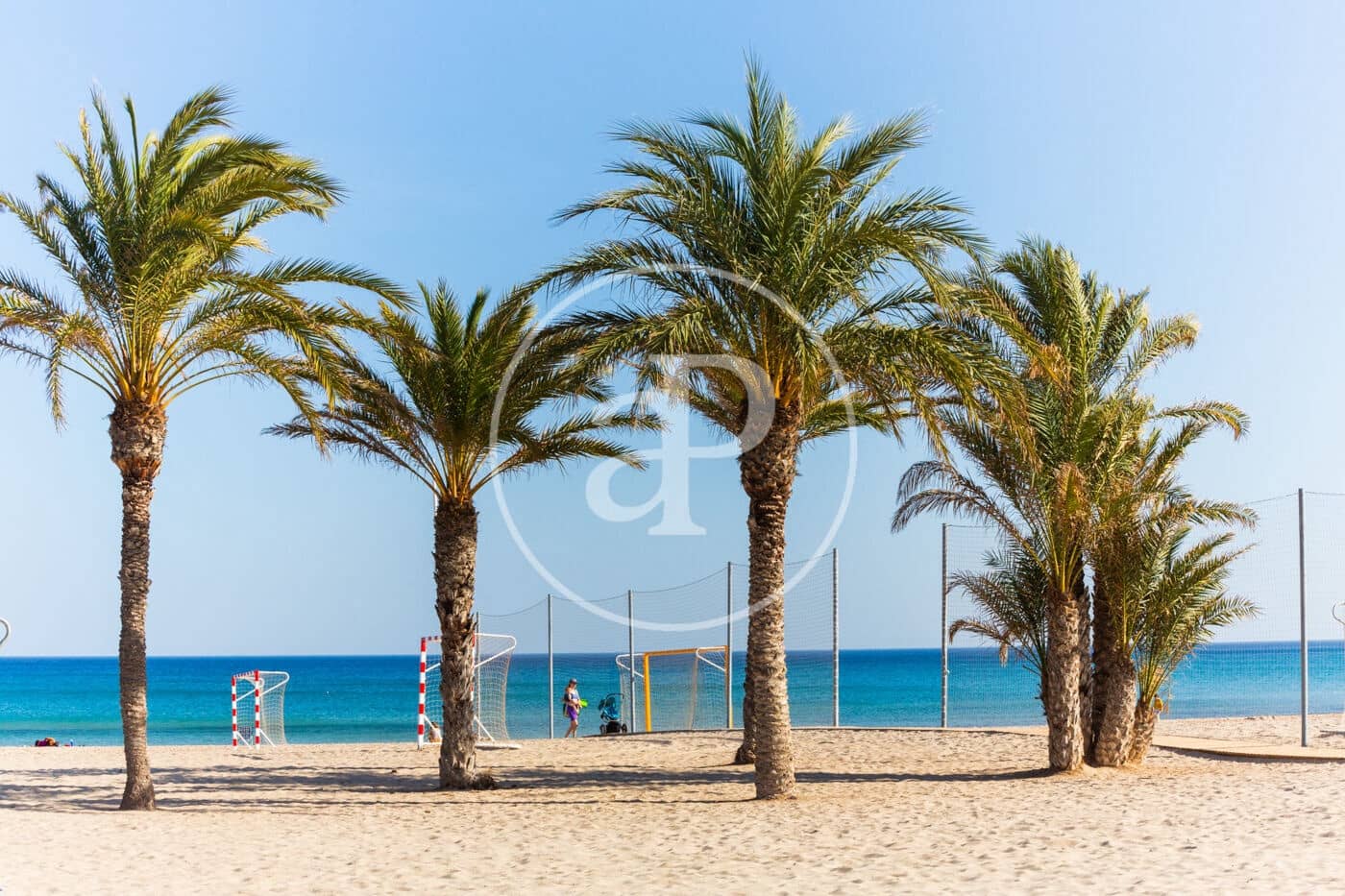 2 bedroom Apartment for sale in Alicante / Alacant city with pool - € 496,000 (Ref: 9483545)