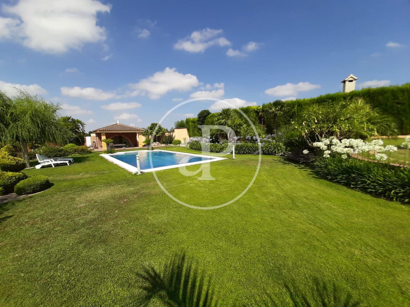 4 soveværelse Villa til salg i Montserrat med swimmingpool - € 930.000 (Ref: 9485352)