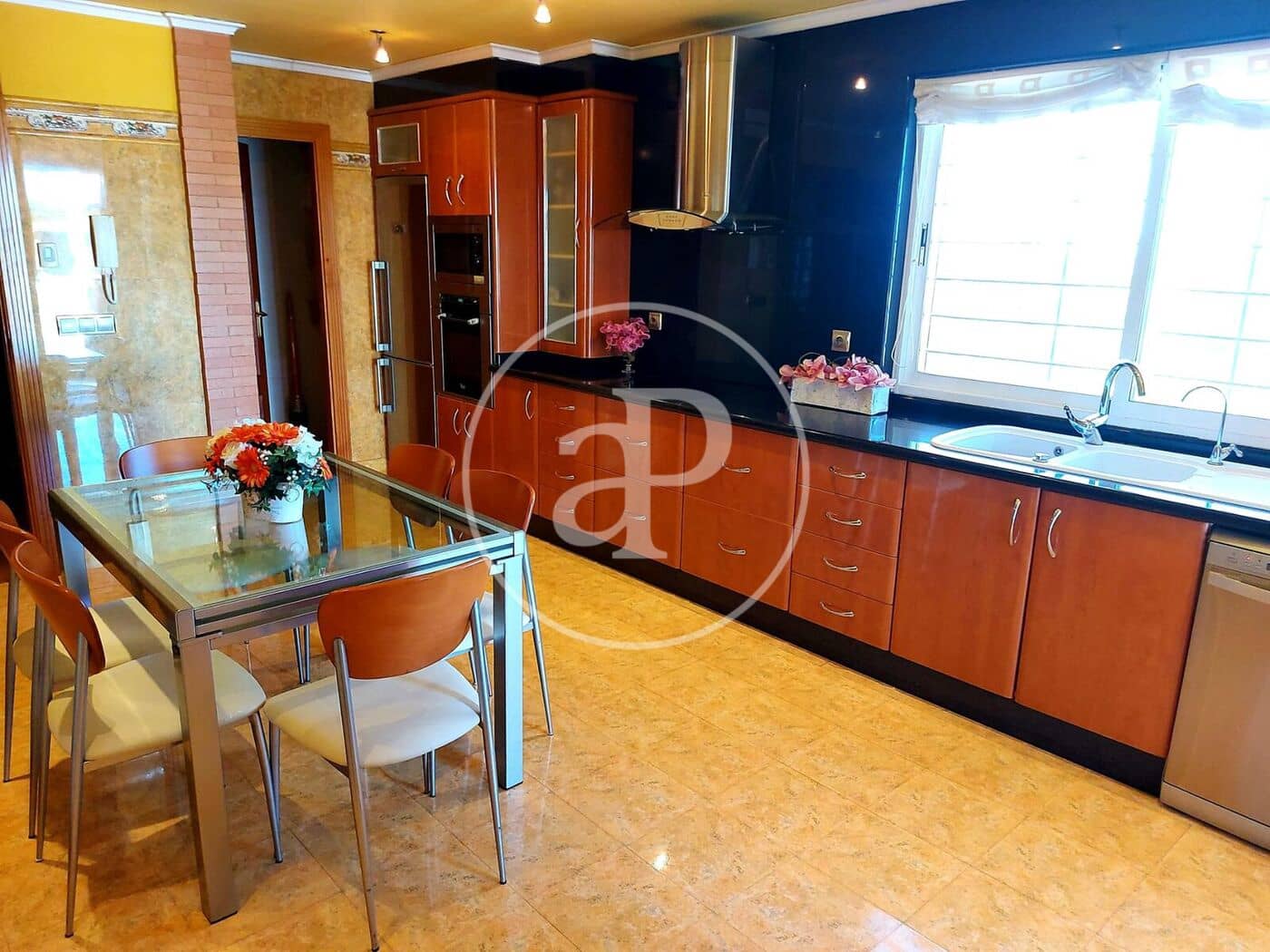 4 soveværelse Villa til salg i Montserrat med swimmingpool - € 930.000 (Ref: 9485352)