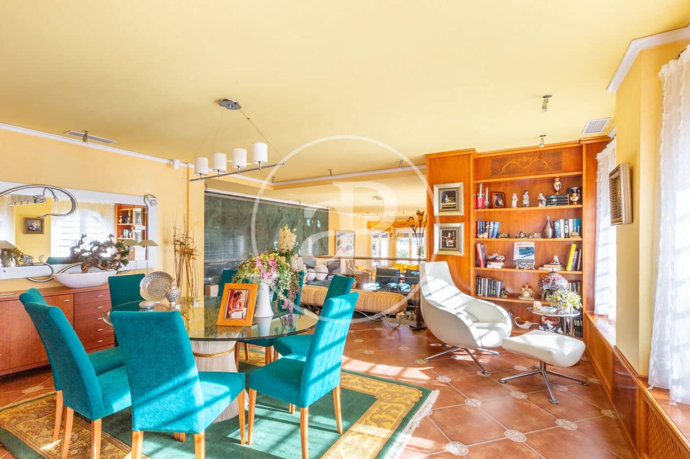 4 soveværelse Villa til salg i Montserrat med swimmingpool - € 930.000 (Ref: 9485352)