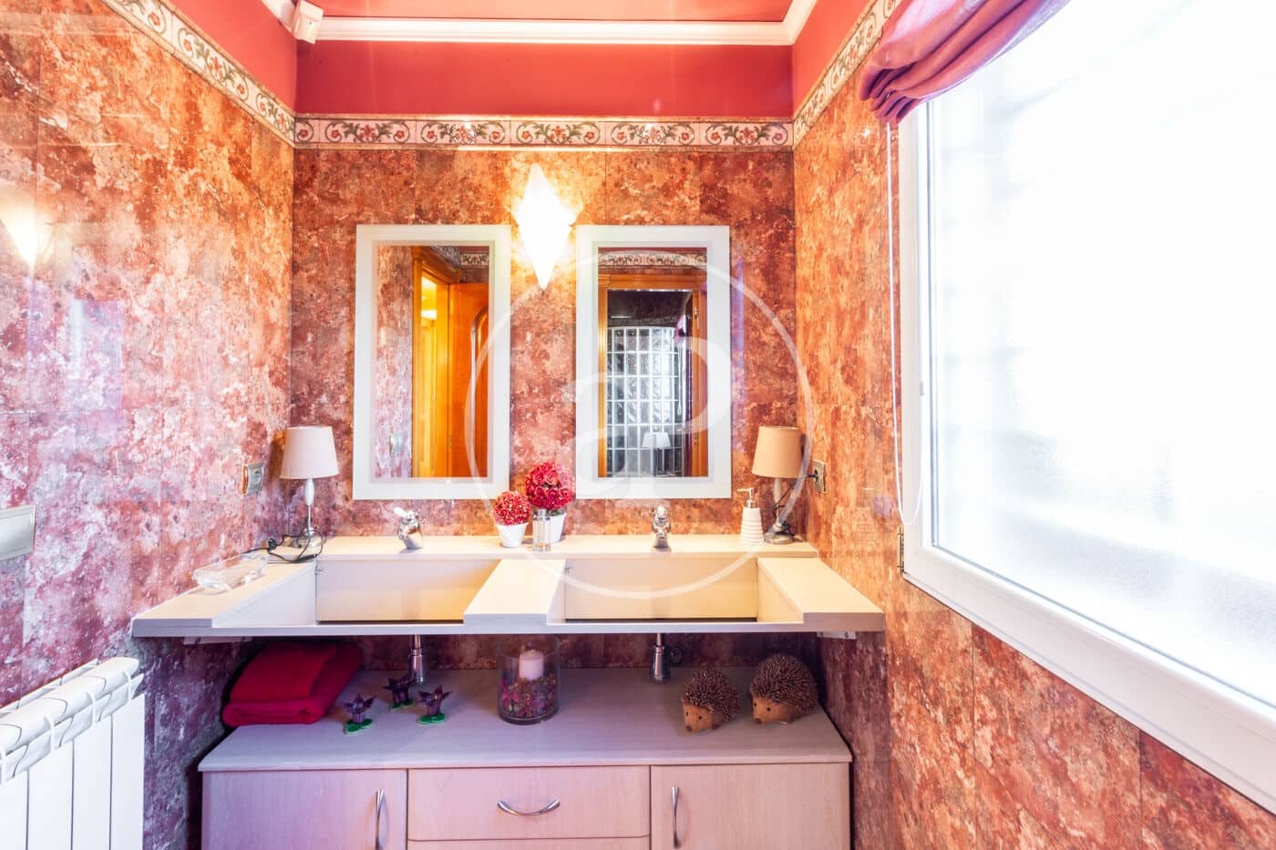 4 soveværelse Villa til salg i Montserrat med swimmingpool - € 930.000 (Ref: 9485352)