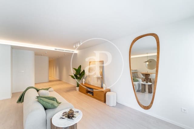 3 soveværelse Lejlighed til salg i Ensanche - Diputacion, Alicante by - € 610.000 (Ref: 9485353)