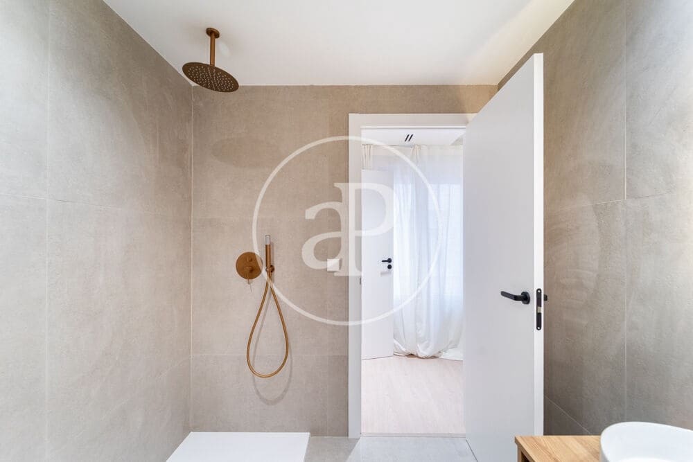 3 chambre Appartement à vendre à Alicante ville - 610 000 € (Ref: 9485353)