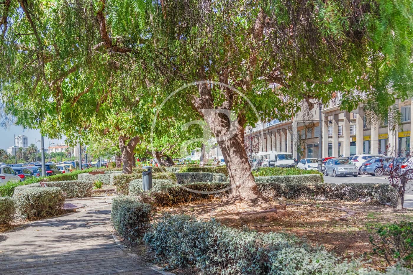 Apartamento de 3 habitaciones en València ciudad en alquiler - 1.200 € (Ref: 9488380)