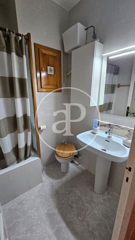 3 bedroom Apartment for rent in Patraix, Valencia city - € 1,200 (Ref: 9491500)