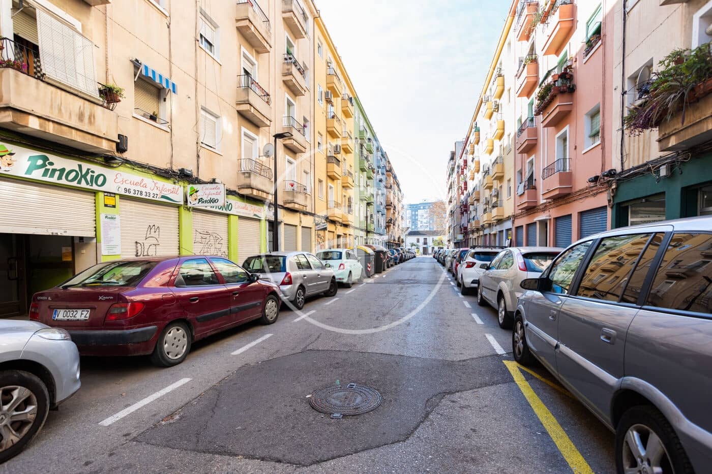 3 bedroom Apartment for rent in Valencia city - € 1,200 (Ref: 9491500)