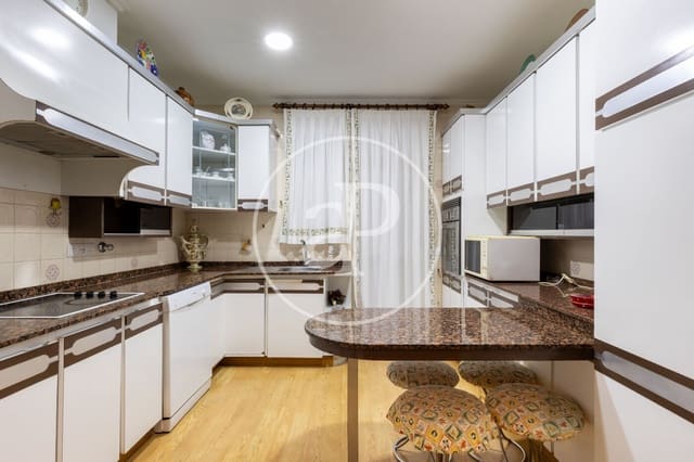 3 makuuhuone Huoneisto myytävänä paikassa Sant Francesc, Valencia kaupunki - 800 000 € (Ref: 9491501)