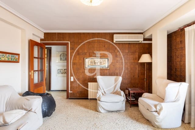 4 sypialnia Penthouse na sprzedaż w El Carme, Miasto Walencja - 595 000 € (Ref: 9491502)