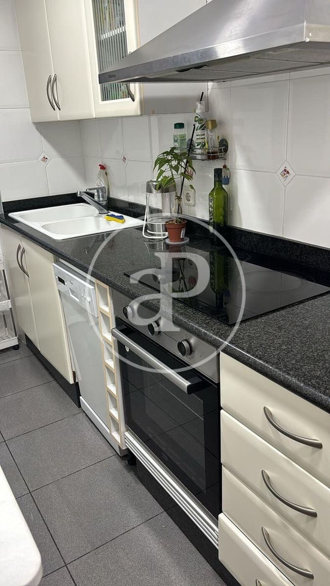 2 sypialnia Apartament do wynajęcia w Miasto Walencja z basenem - 1 900 € (Ref: 9491503)